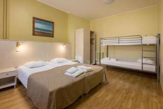 Отель Viiking Spa Hotel Пярну Номер с двухъярусной кроватью-2