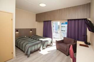 Отель Viiking Spa Hotel Пярну Улучшенный двухместный номер с 2 отдельными кроватями и балконом - Доступ в спа-центр-11