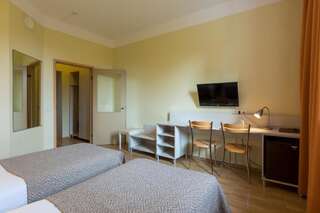 Отель Viiking Spa Hotel Пярну Стандартный двухместный номер с 2 отдельными кроватями и доступом в спа-центр-3