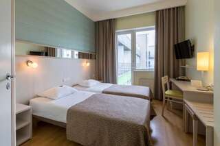 Отель Viiking Spa Hotel Пярну Стандартный двухместный номер с 2 отдельными кроватями и доступом в спа-центр-6
