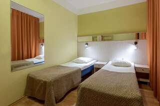 Отель Viiking Spa Hotel Пярну Двухместный номер с 2 отдельными кроватями и доступом в спа-центр - Без вида на улицу-3